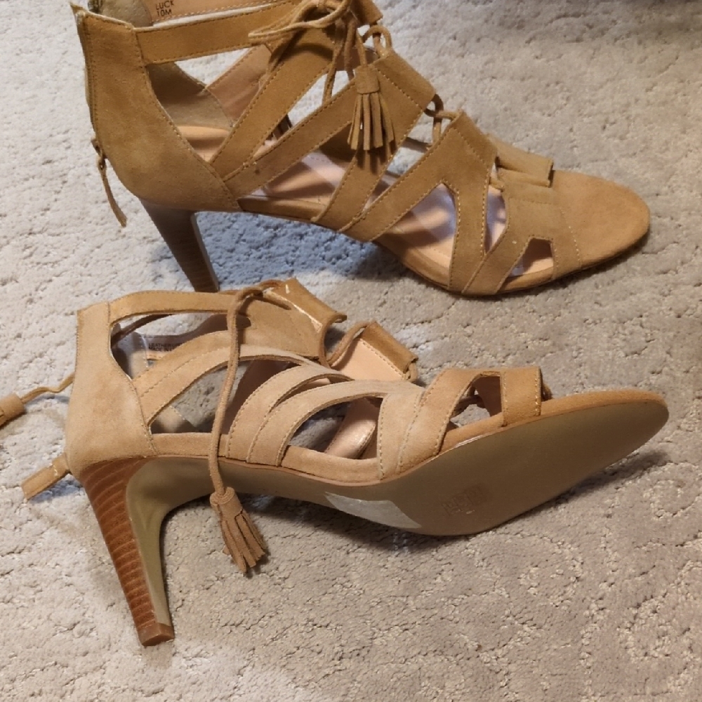 Tahari Tan Gladiator Heels with Stiletto